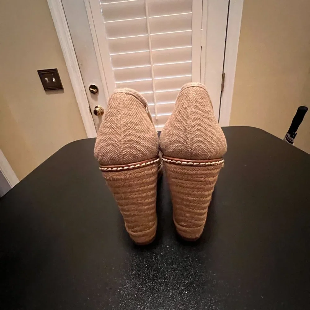 Tory Burch natural linen Canvas Jakie Peep Toe Espadrille in 9.5.
